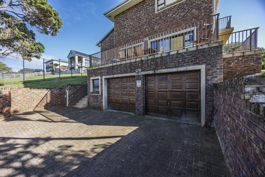 4 Bedroom Property for Sale in Cintsa East Eastern Cape